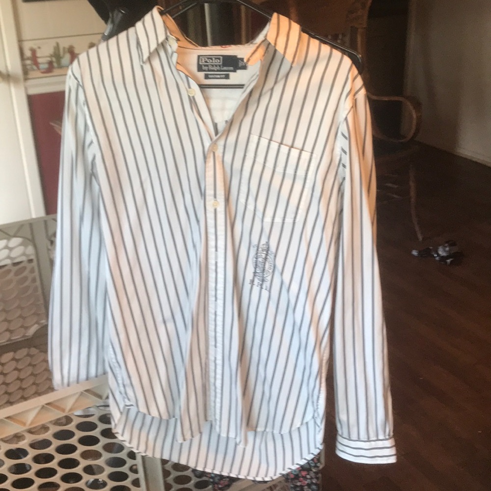 Women’s button up
